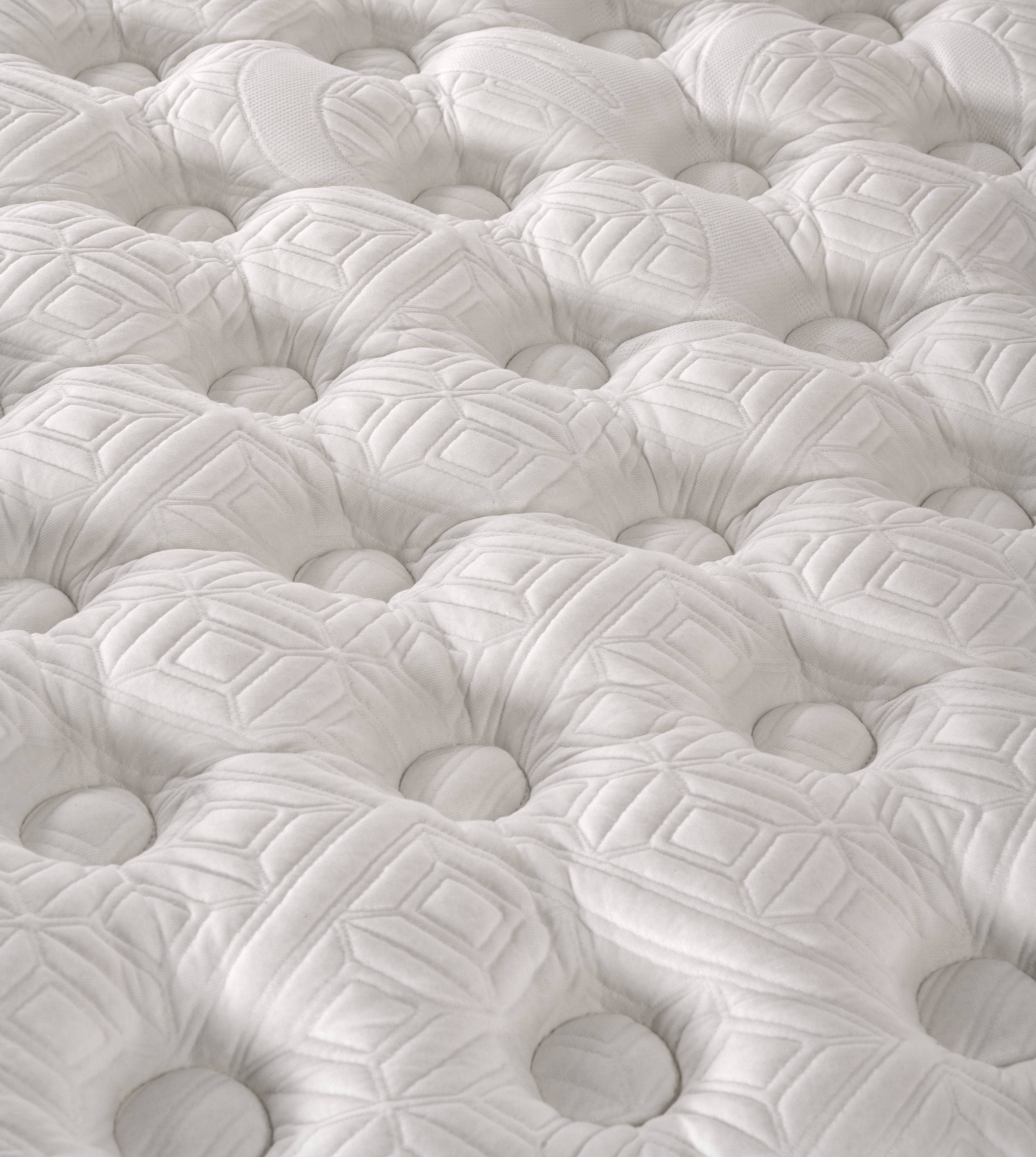 The Fairmont Signature Bed - Image 6